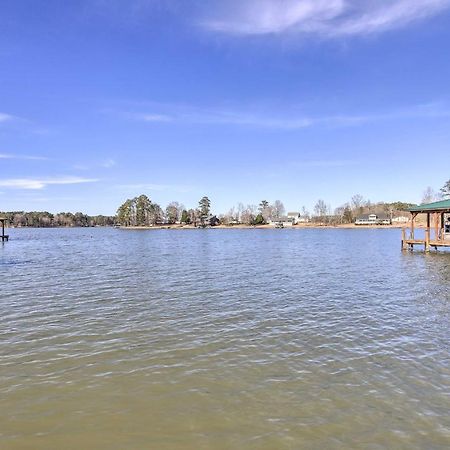 Lakefront Sparta Cottage With Decks And Boat Dock المظهر الخارجي الصورة