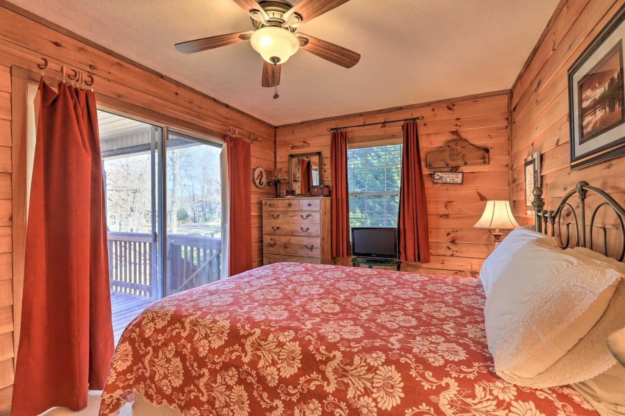 Lakefront Sparta Cottage With Decks And Boat Dock المظهر الخارجي الصورة